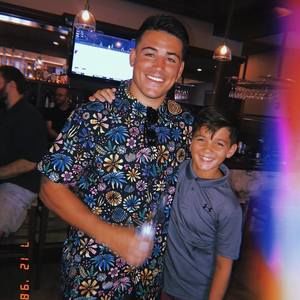 Meet your Posher, Corey